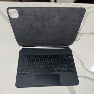 Magic Keyboard for iPad Air (4th gen) and iPad Pro 11-inch